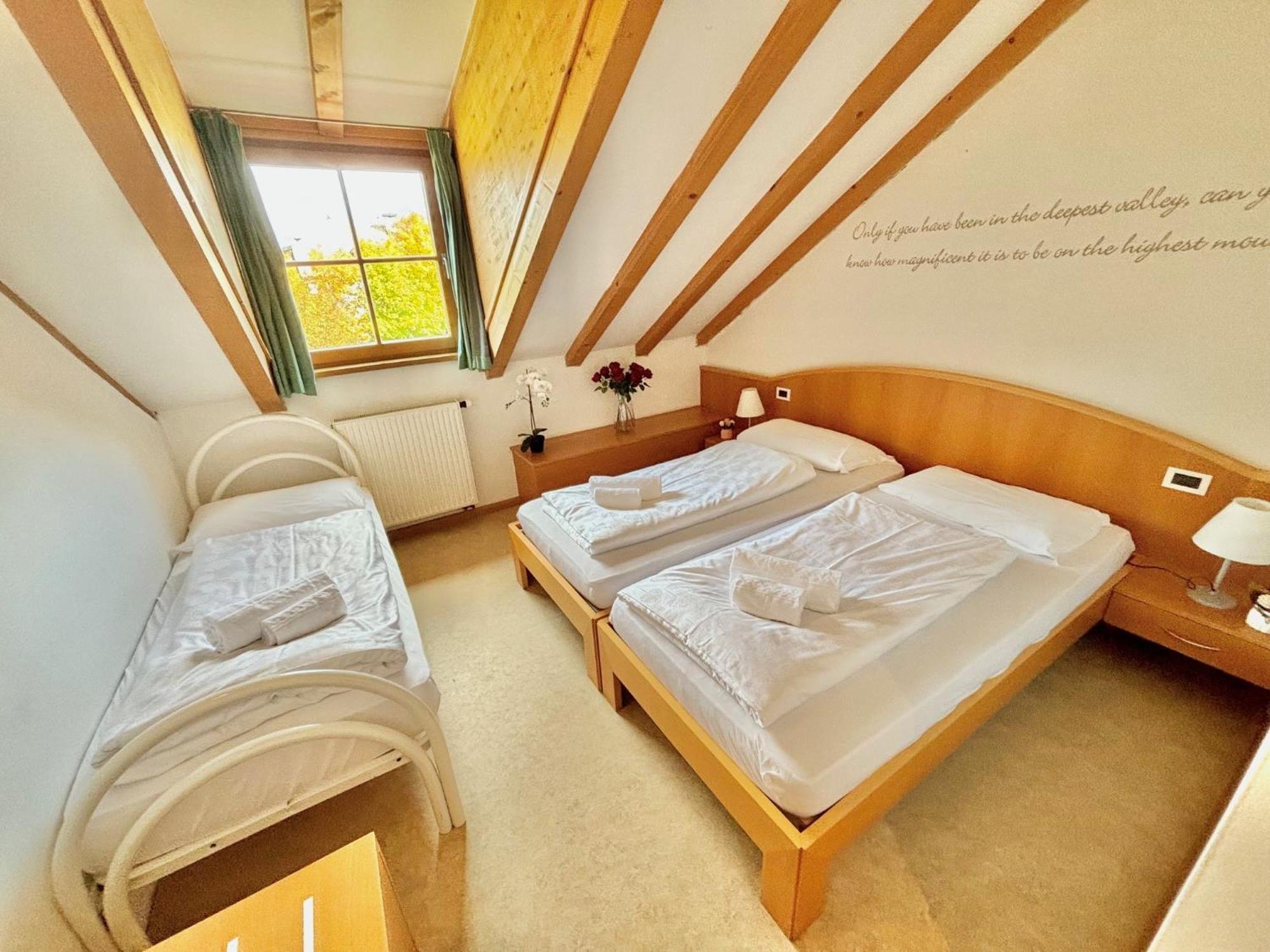 Hotel Corno Bianco Nova Ponente
